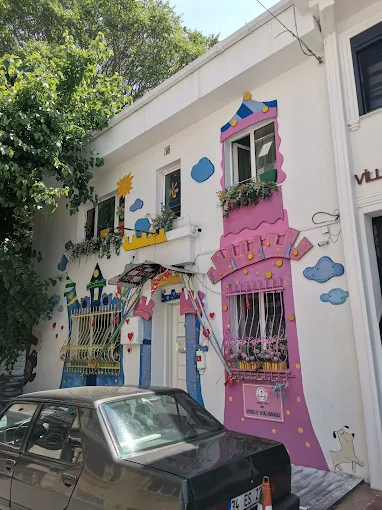 Özel Benekli At Beyaz  Anaokulu görsel 2