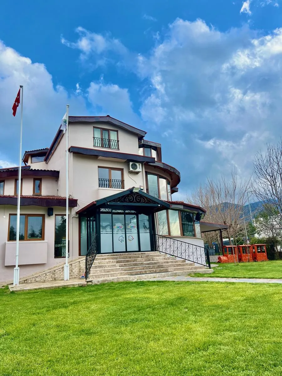 Özel  Denizli Rengarenk Anaokulu