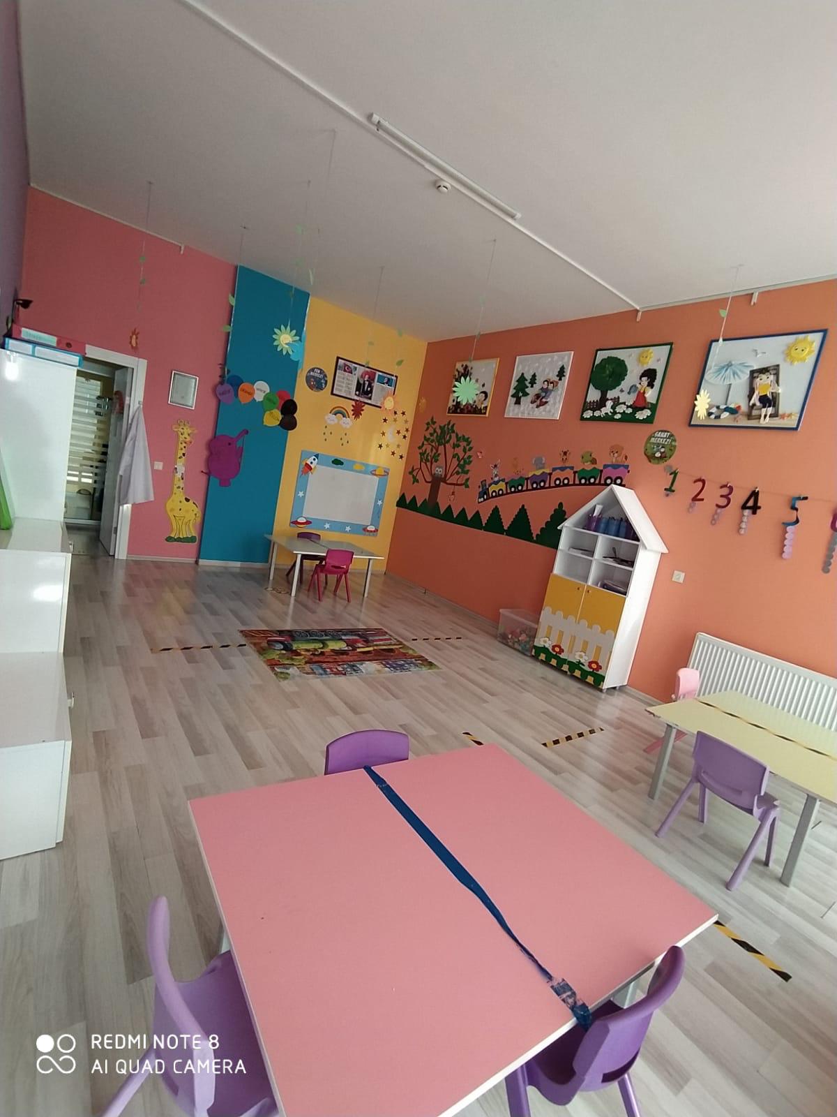 Özel Edremit Minik Dahiler Anaokulu