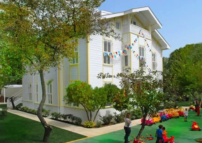 Özel Feneryolu Harikapark Anaokulu