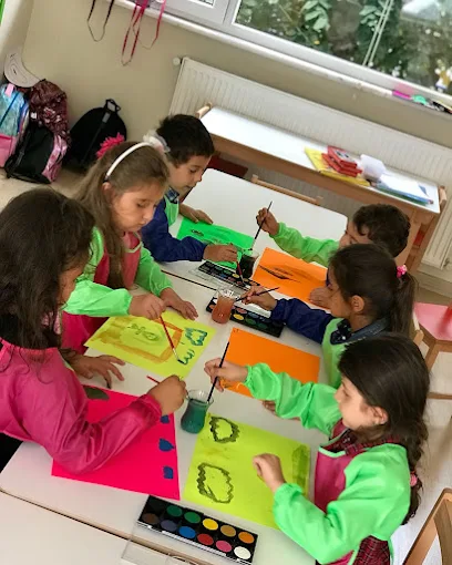 Özel İstinye Çocuk Vadisi Anaokulu