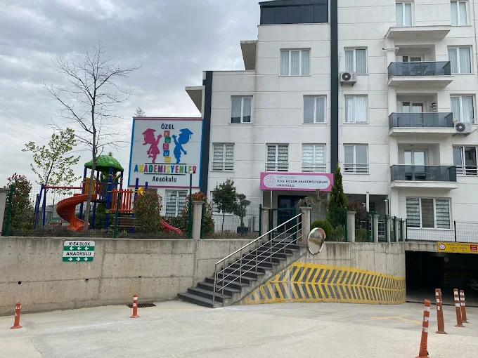 Özel Küçük Akademisyenler Anaokulu